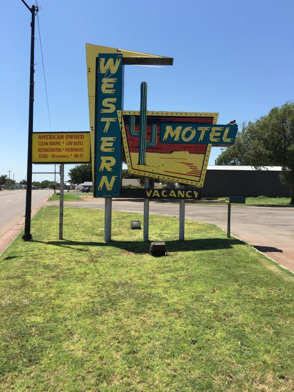 Western Motel image 1